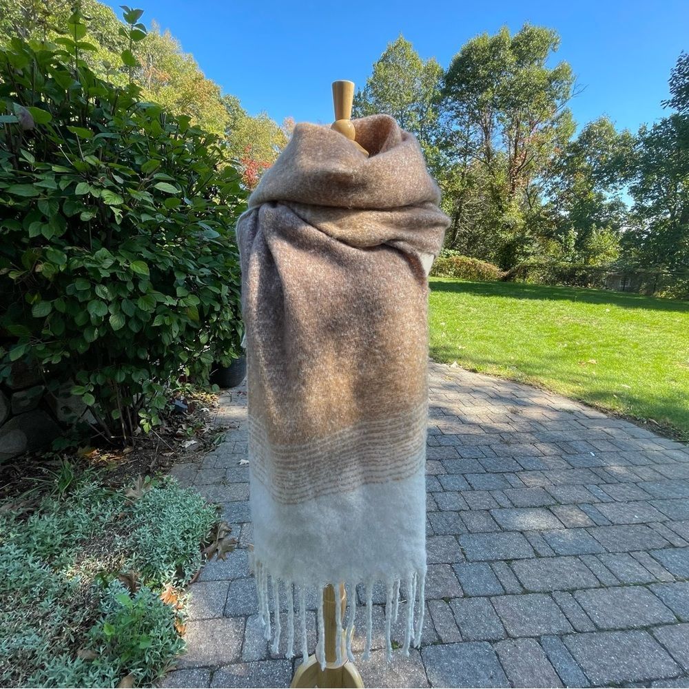 NWT Aynil Oversized Plaid Wrap Scarf
